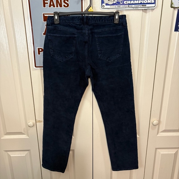 Banana Republic Men’s Slim Fit Corduroy Jeans - Picture 2 of 8